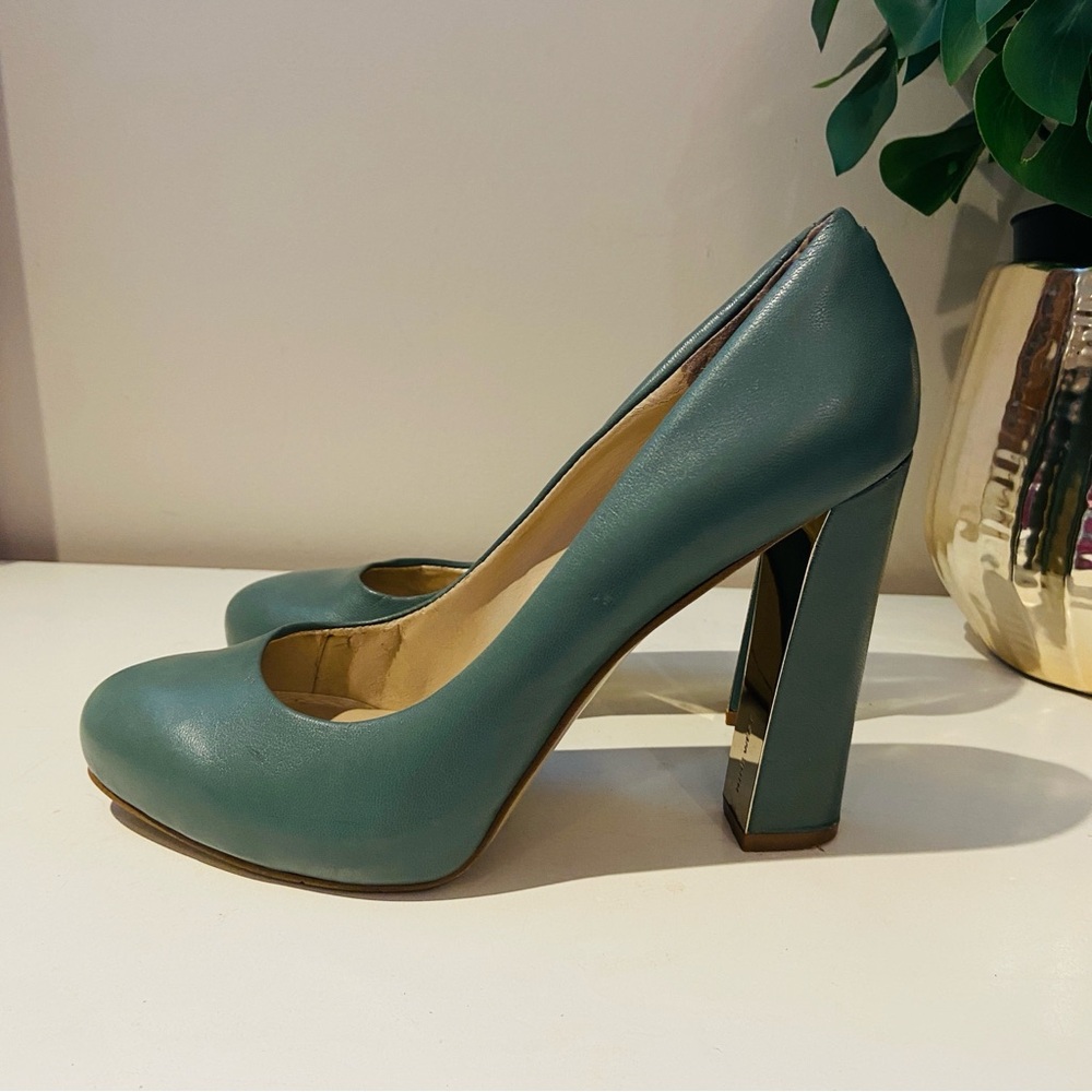 Nine West 4” pumps Sz 7.5